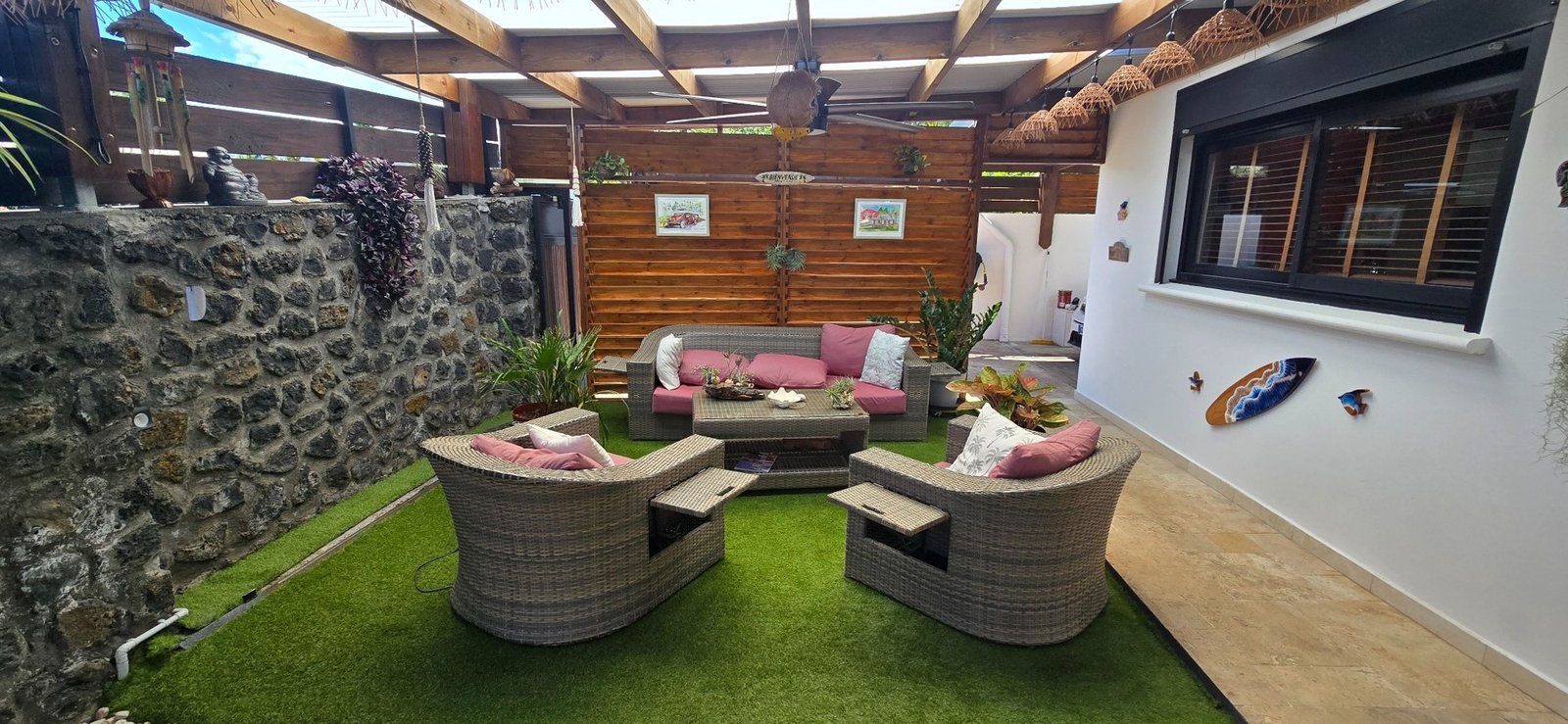 Salon détente extérieur de COSY KAS PARADIS